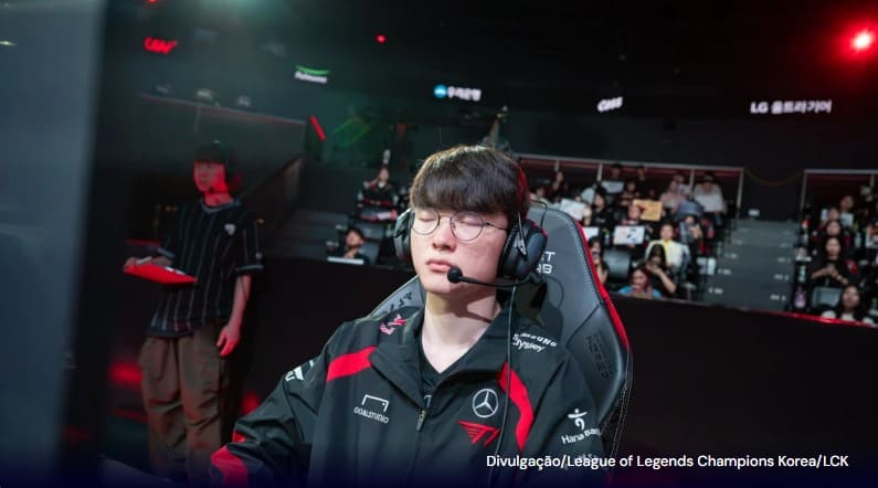 League of Legends: Faker tem reação violenta após derrota da T1 e choca Fãs